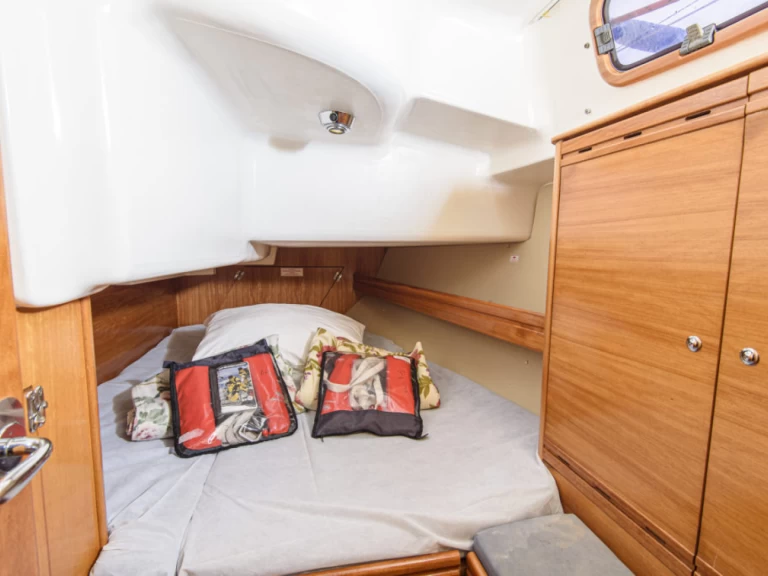 Location à San Vincenzo - Bavaria Cruiser 37 sur SamBoat