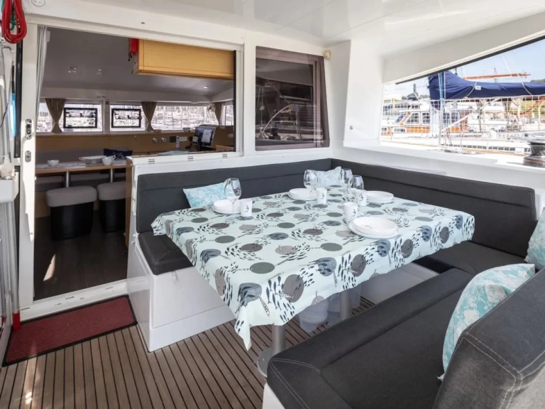 Location bateau Lagoon Lagoon 400 S2 à San Vincenzo sur Samboat