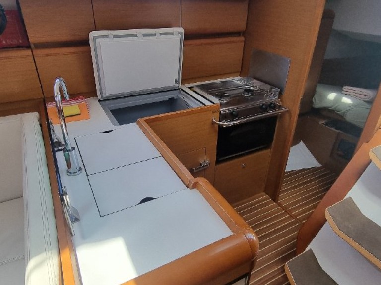 Jeanneau Sun Odyssey 419 - 3 cab. a louer à San Vincenzo