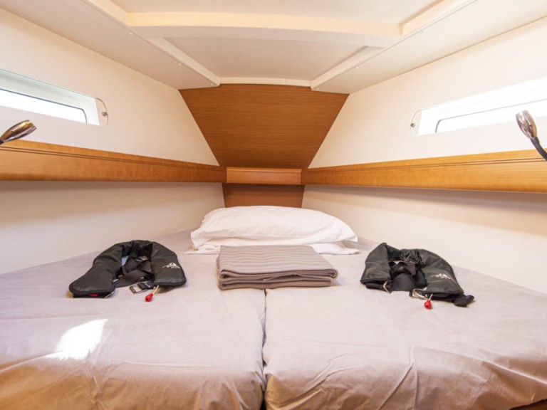 Louez un Jeanneau Sun Odyssey 439 à San Vincenzo