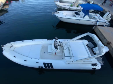 Bareboat Rental RIB Bat with a boat licence