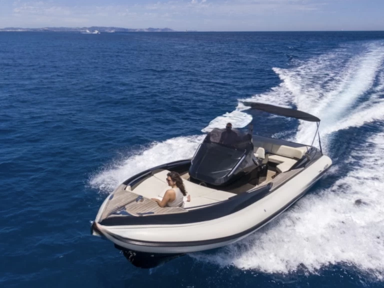 Louer Semi-rigide avec ou sans skipper Scanner à Puerto Portals