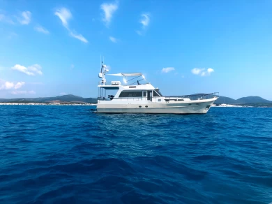 Uthyrning Lyx yacht  med en båtlicens 