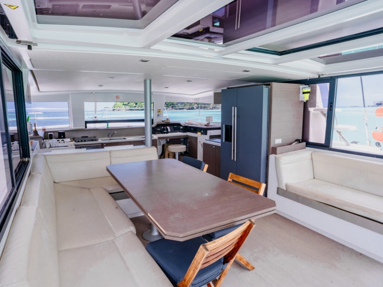 Location bateau Bali Catamarans Bali 4.3 à Eden Island sur Samboat