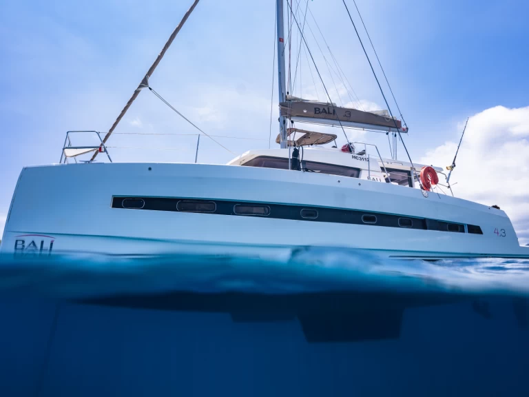 Louer Catamaran avec ou sans skipper Bali à Eden Island