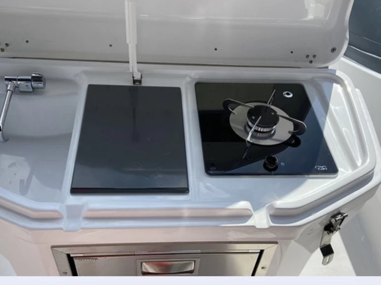 Salpa SALPA 26 SOLEIL a louer à Port Grimaud