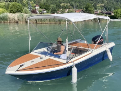 Savoie Marine Etoile Filante da affittare a  Annecy
