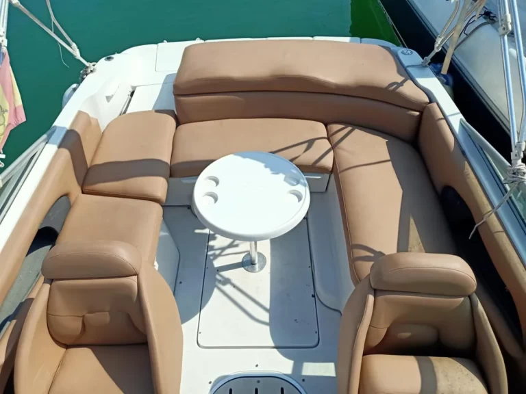 Louer Bateau à moteur avec ou sans skipper Four Winns à Vilanova i la Geltrú