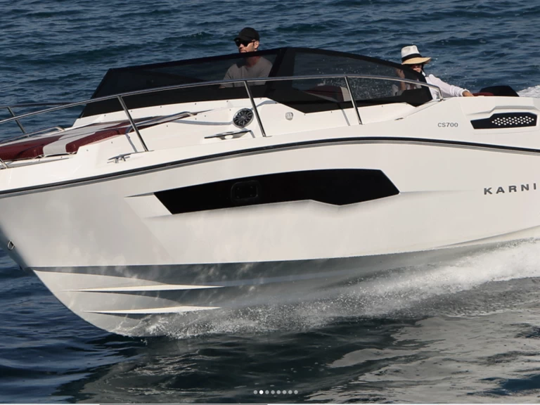 Louez un Karnic 700 HT à Sant Antoni de Portmany