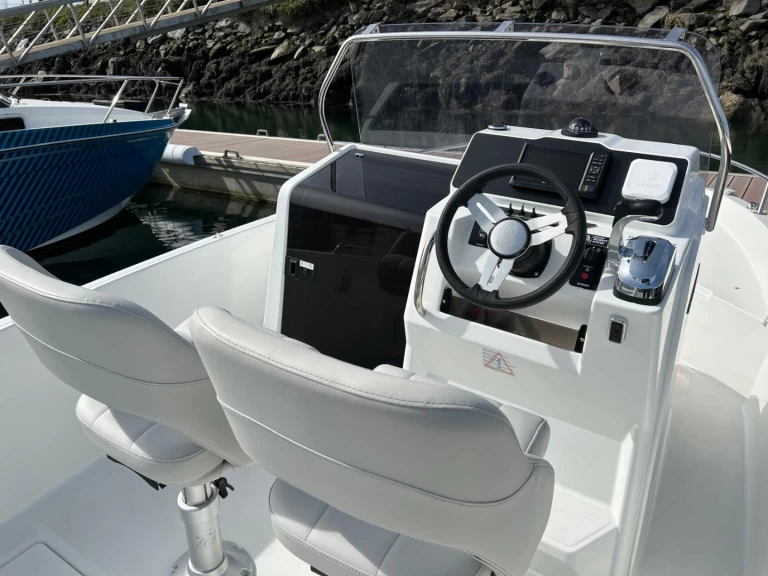 Location Bateau à moteur à Port du Moulin Blanc - Bénéteau Flyer 6 SPACEdeck