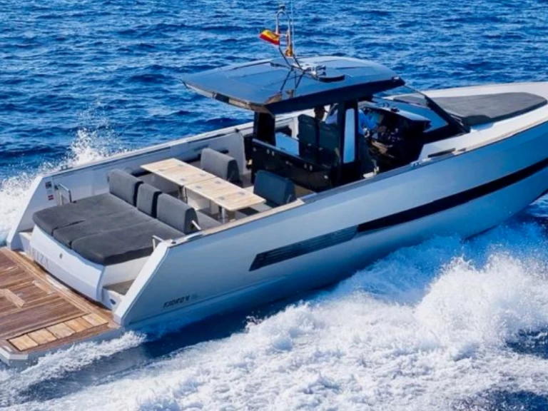 Location Bateau à moteur à Ibiza (Ville) - Fjord Fjord 44 Open