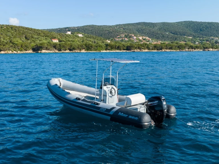 Louez un Marsea Marsea SP 100 à Porto Pollo