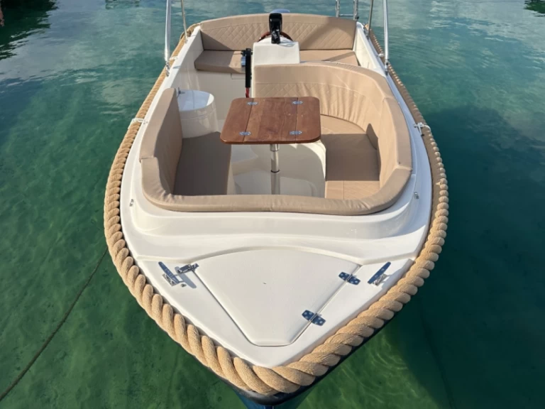 Louez un kruger KRUGER 485 à Porto Pollo