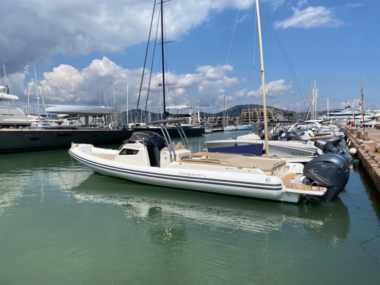 Location bateau Capelli Tempest 40 à Port Grimaud sur Samboat