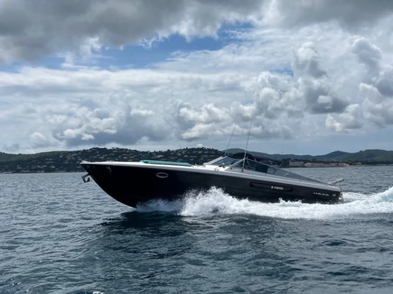 Location Yacht à Port Grimaud - Itama 38