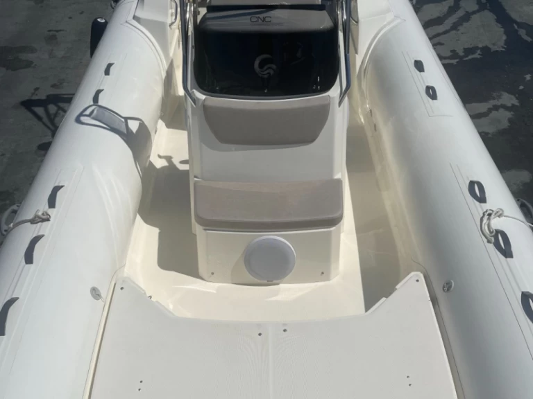 Location bateau Capelli CAPELLI 700 TEMPEST OPEN à Port Grimaud sur Samboat