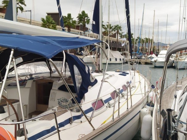 Location bateau Port Grimaud pas cher Cruiser 46