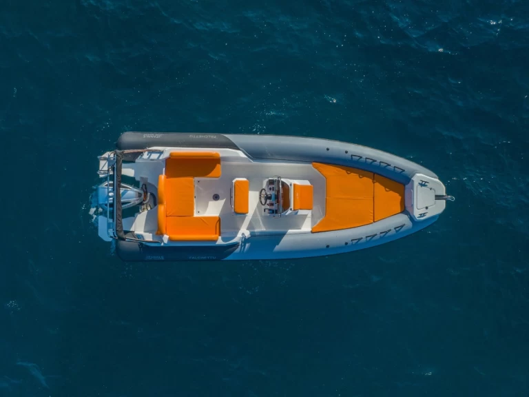 Location bateau Porto Pollo pas cher FANALE 700 FALCHETTU