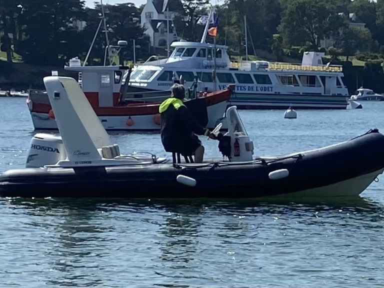 Location bateau Valiant V 620 Sport à Bénodet sur Samboat