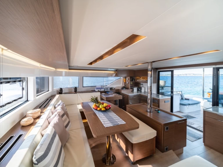 Lagoon Lagoon 50 a louer à Athènes