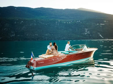 Noleggio Barca a motore a Aix-les-Bains – Riva RIVA ARISTON
