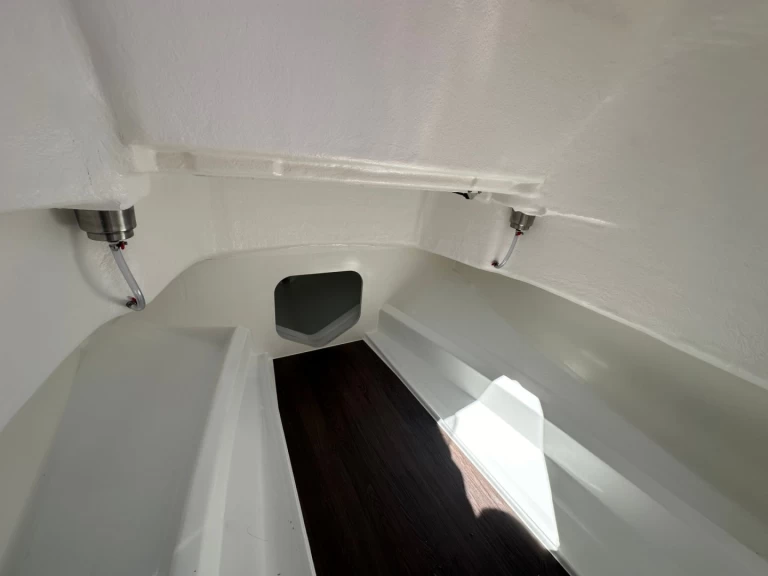 Bateau à moteur à louer à La Flotte au meilleur prix