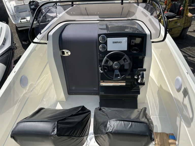 Louez un Quicksilver 705 Open à Saint-Martin-de-Ré