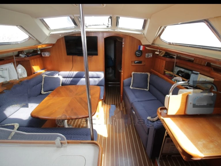 Louez un Hunter Hunter 41 DS à Palerme