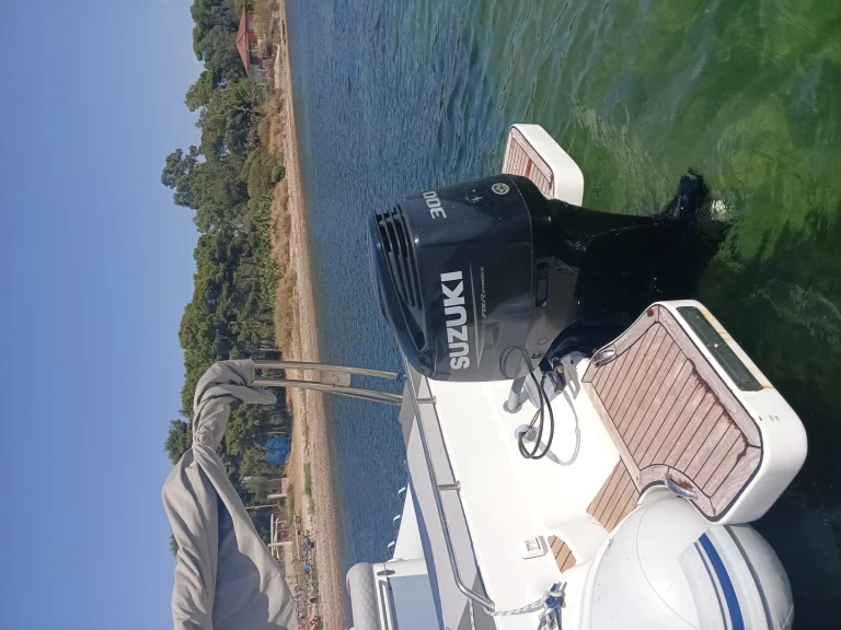 Location Semi-rigide Asso avec permis