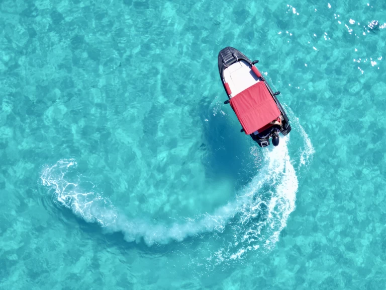 Bateau à moteur à louer à Golfe-Juan au meilleur prix