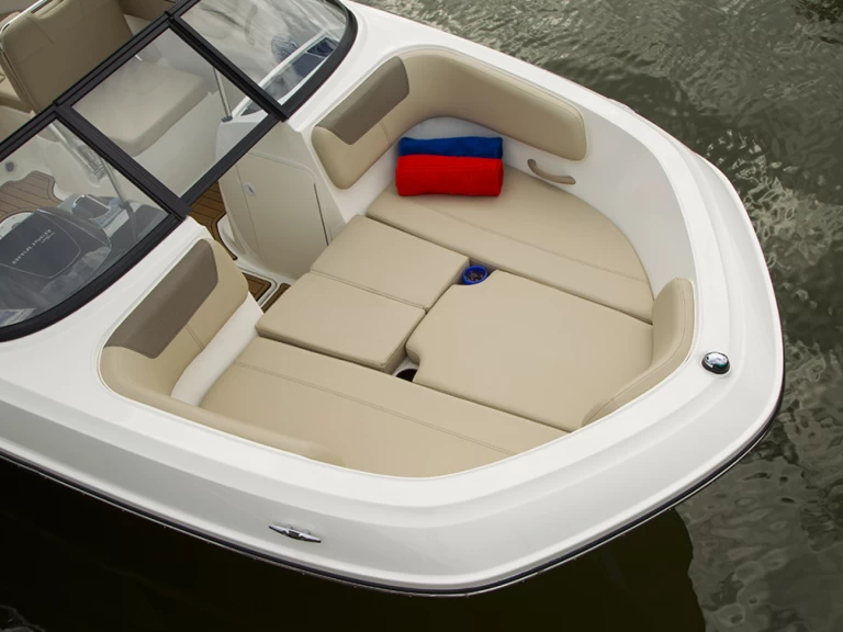 Bayliner VR6 OB a louer à Altea