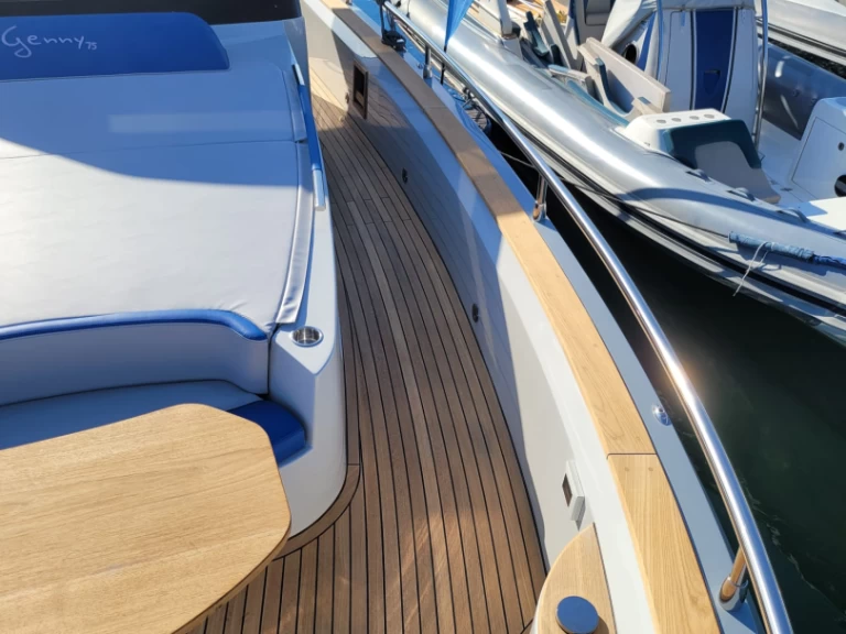 italyure SPORT 38  a louer à Sorrento