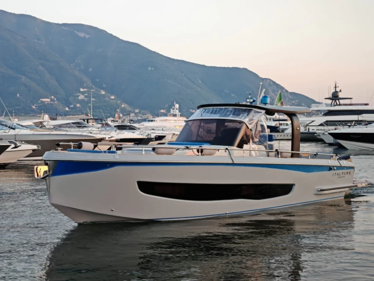 Location à Sorrento - italyure SPORT 38  sur SamBoat