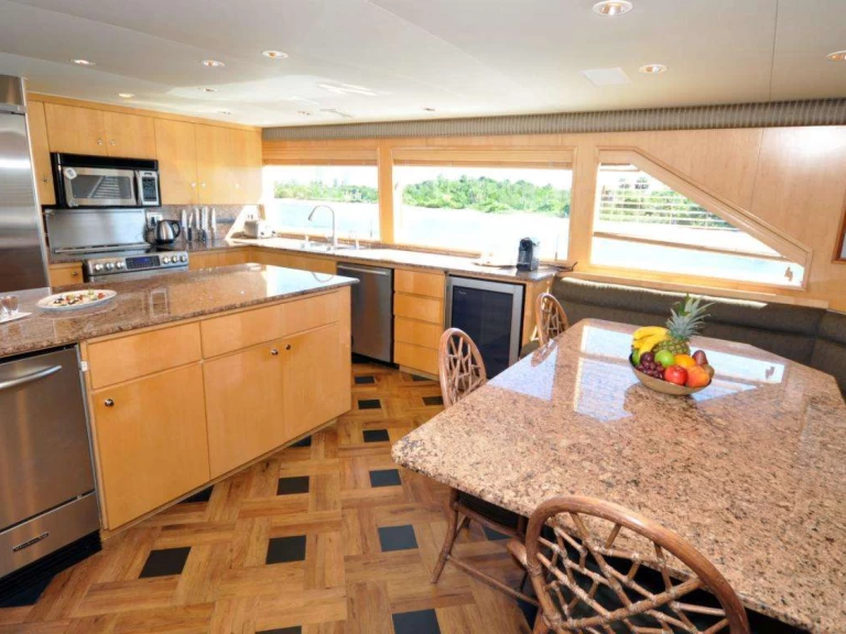 Location Yacht Broward avec permis