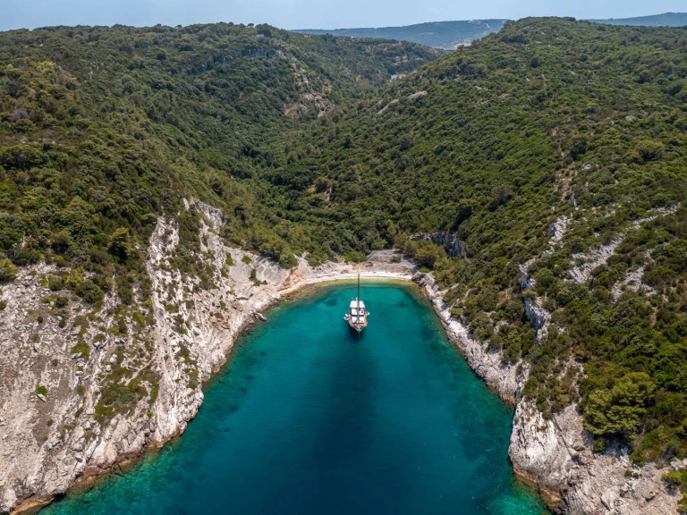 Location à Split - Custom Eleganza sur SamBoat