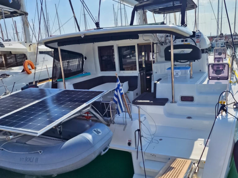 Location à Álimos - Lagoon Lagoon 40 sur SamBoat