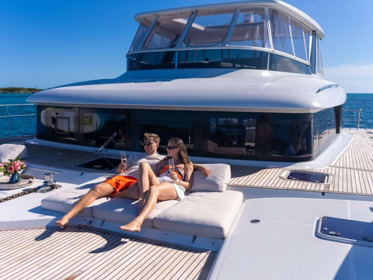 Location bateau Lagoon Playtime à Nassau sur Samboat