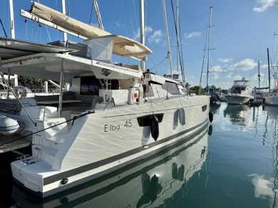 Hire Catamaran with or without skipper Fountaine Pajot Road Town