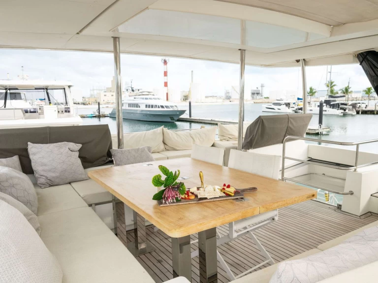 Location Yacht Lagoon avec permis