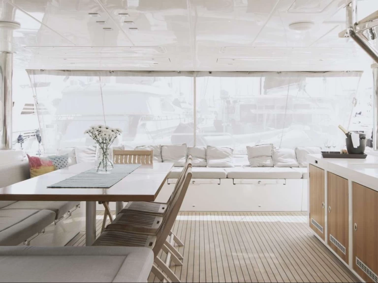 Lagoon BLUE DESTINY a louer à Palerme