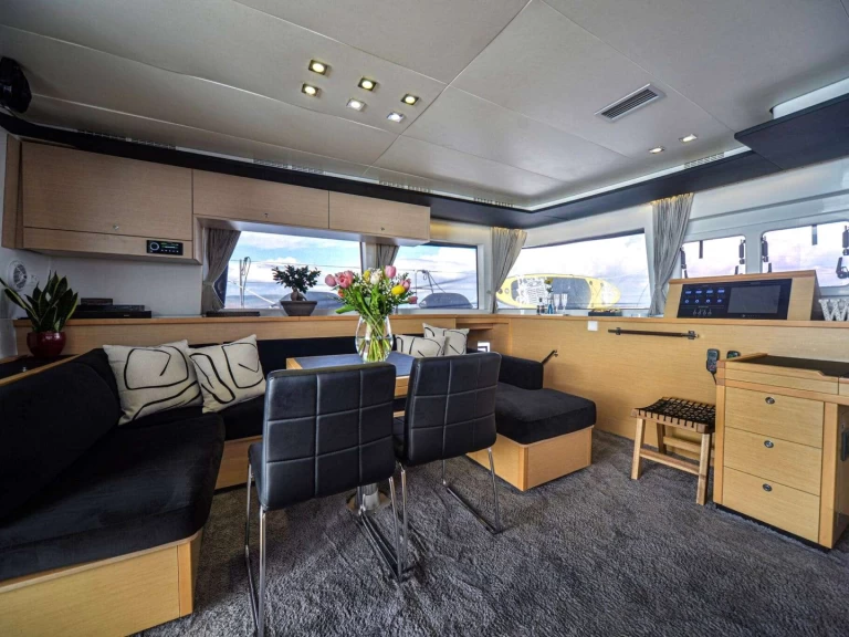 Lagoon AURA a louer à Dodecanese