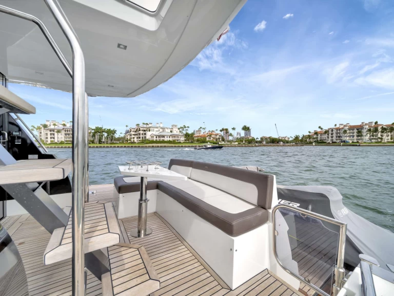 Location Yacht à Miami - Galeon Infinity