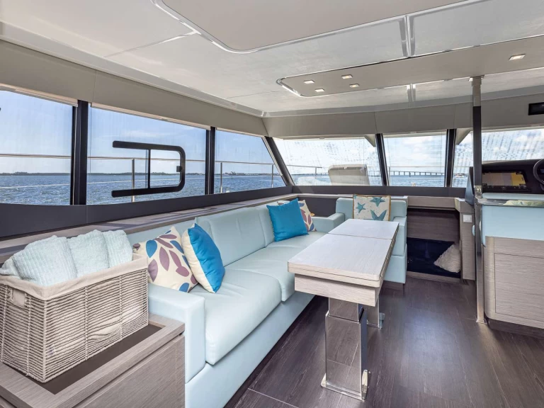 Fountaine Pajot Happy Place a louer à Miami