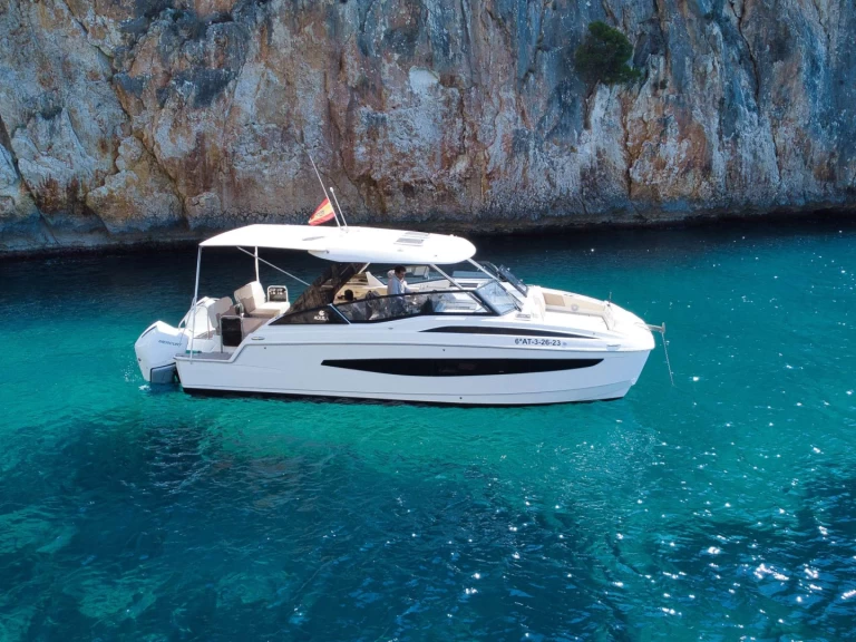 Yacht à louer à Ibiza au meilleur prix