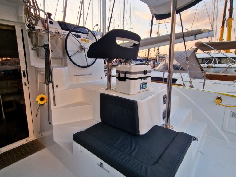 Location Catamaran à Álimos - Lagoon Lagoon 40