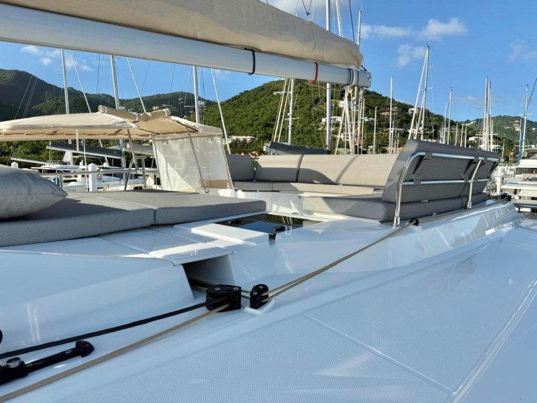 Location bateau Road Town pas cher Elba 45