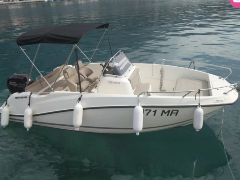 Location bateau Quicksilver Activ 555 Open à La Ciotat sur Samboat