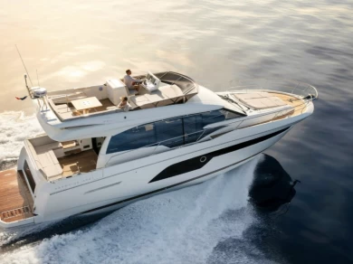 Noleggiare una Prestige Prestige 520 Fly a Cannes