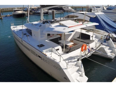 Catamarán para alquilar Sant Antoni de Portmany al mejor precio