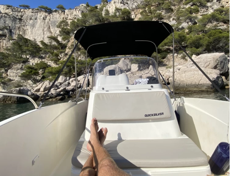 Location Bateau à moteur à La Ciotat - Quicksilver Activ 555 Open